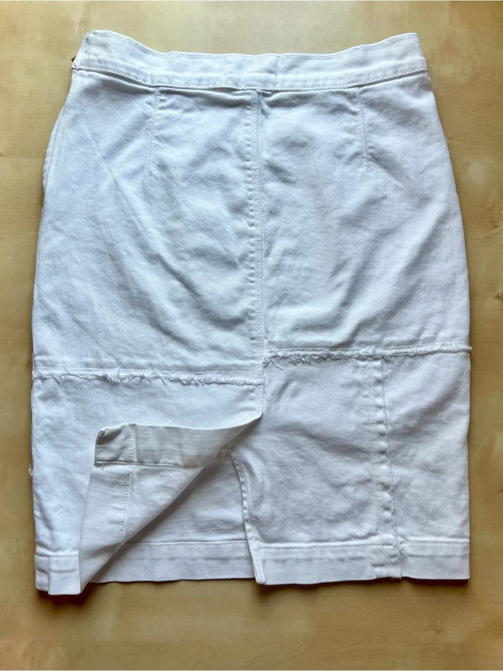 Frame Denim White Patchwork Stretch Pencil Skirt with Deconstructed Details